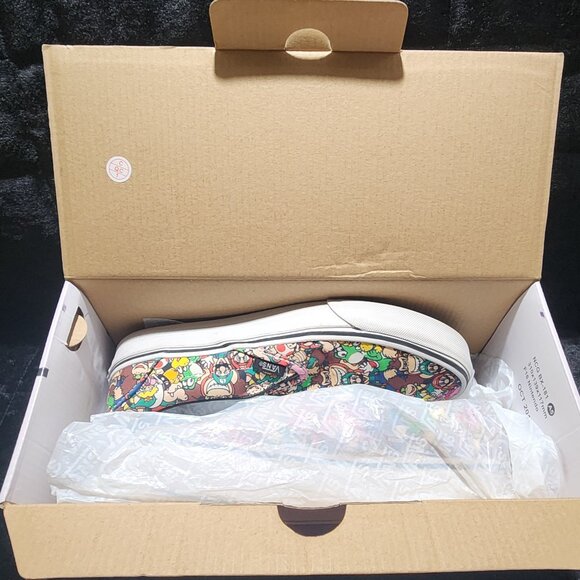 VANS x NINTENDO **Nintendo Super Mario Brothers Classic Slip-on** - Picture 7 of 8
